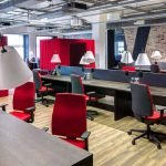 kırmızı ofis dekorasyonu